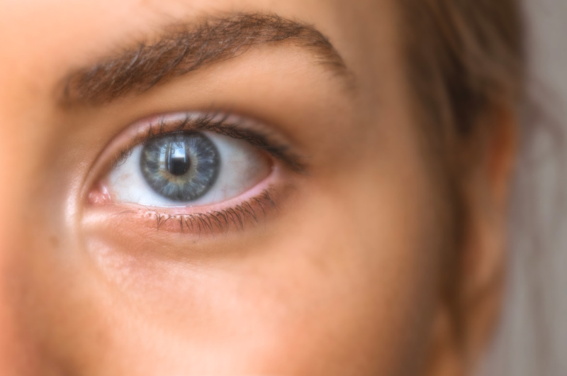 dolor de cabeza y destellos en los ojos dolor de cabeza y destellos en los ojos