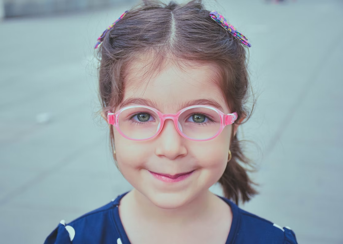 Proscrito Discrepancia mosaico Cuáles son las gafas recomendadas para niños? | Alain Afflelou