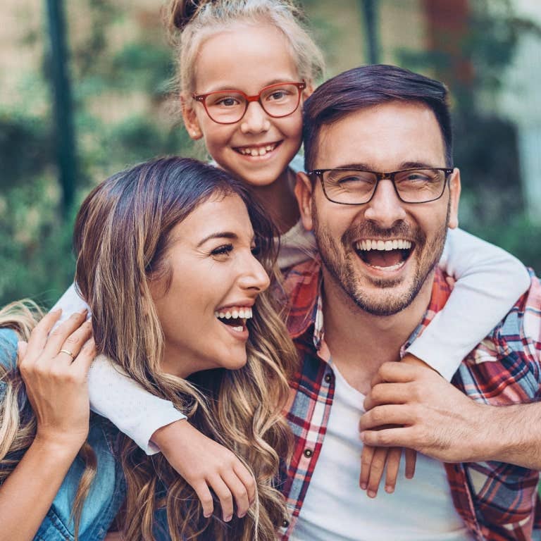 Mantenimiento y ajuste gratuito de tus gafas